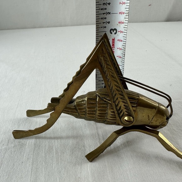 Vintage Solid Brass Cricket/Grasshopper Figurine Paperweight W/ Moveable Legs - Picture 8 of 10